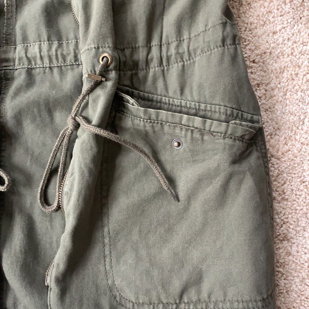 Light Layering Jacket - Picture 2 of 3